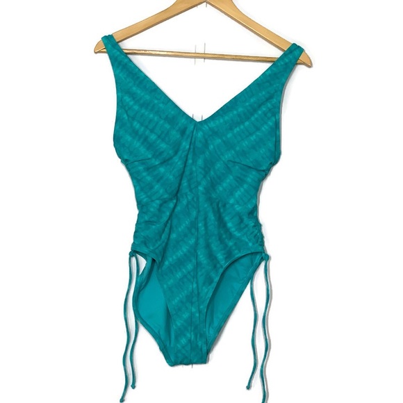 Robin Piccone's Sahara Sahara Over The Shoulder One Piece Swimsuit - Picture 3 of 11